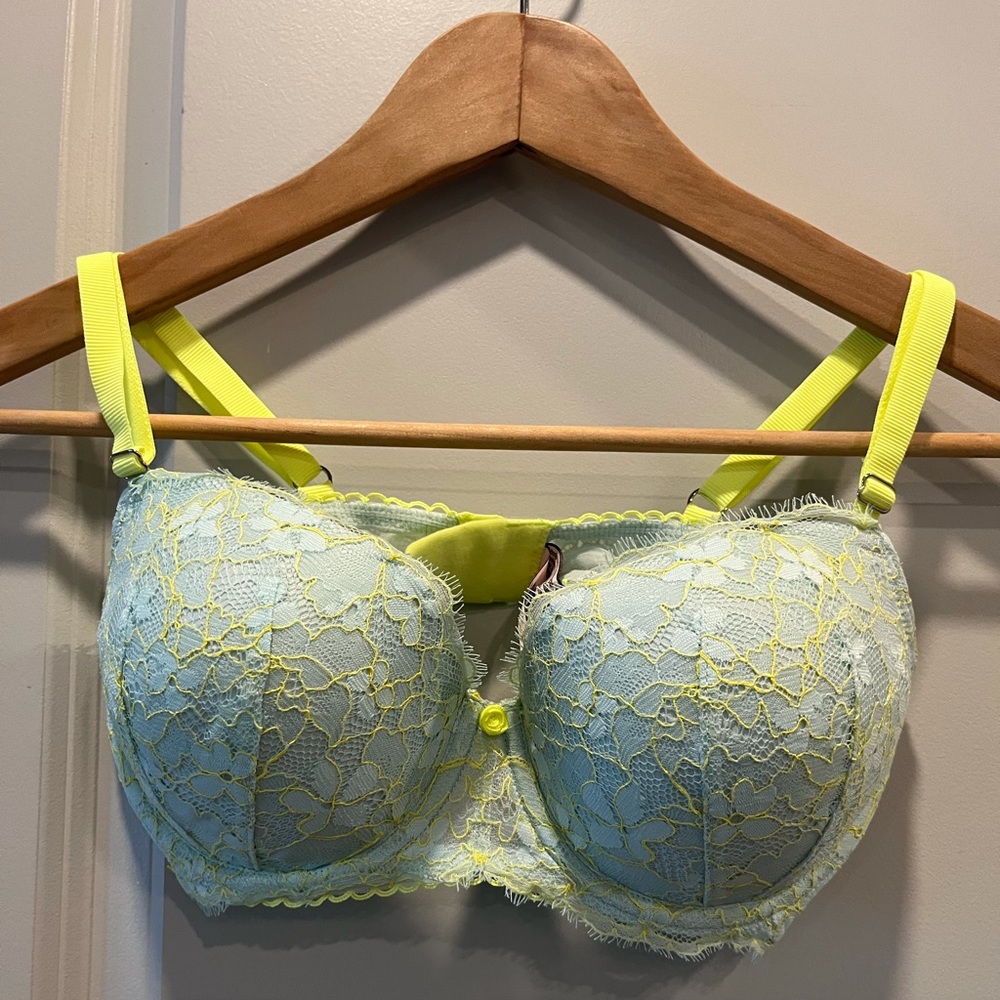 Victoria’s Secret Bra